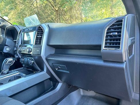 Used 2016 Ford F150 XLT w/ Equipment Group 302A Luxury image 14