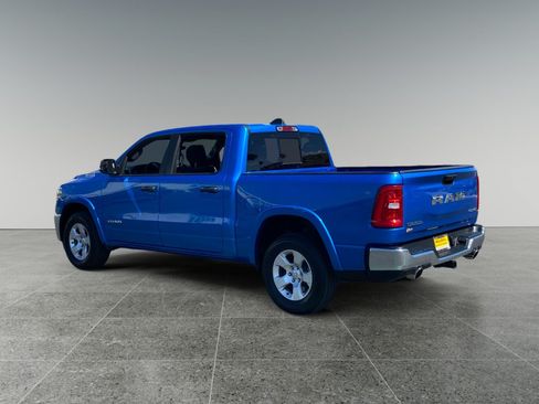 Used 2025 RAM 1500 Big Horn AWD/4WD image 3