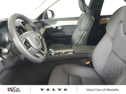 Certified 2025 Volvo XC90 B6 Core w/ Climate Package image 25