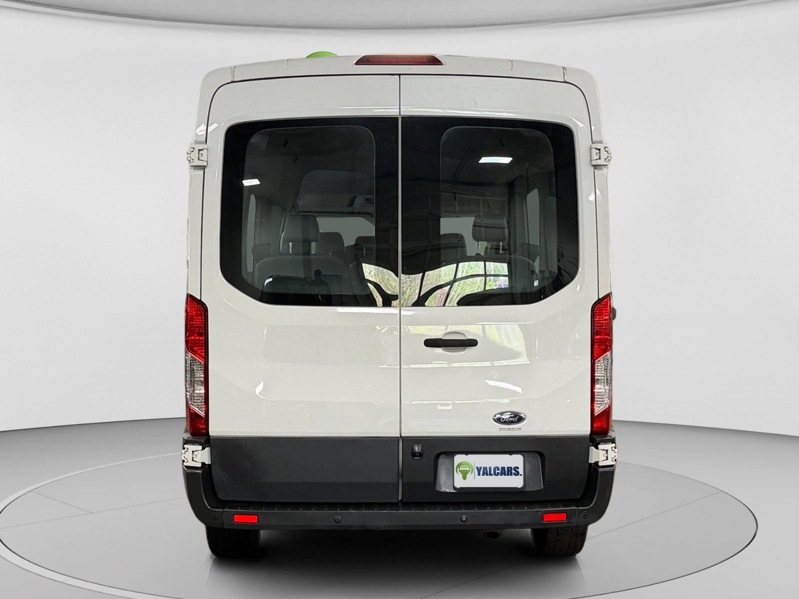 Used 2016 Ford Transit 150 XL RWD image 4