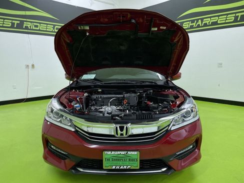 Used 2017 Honda Accord Sport Special Edition image 4