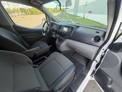 Used 2017 Nissan NV200 SV w/ Technology Package FWD image 15