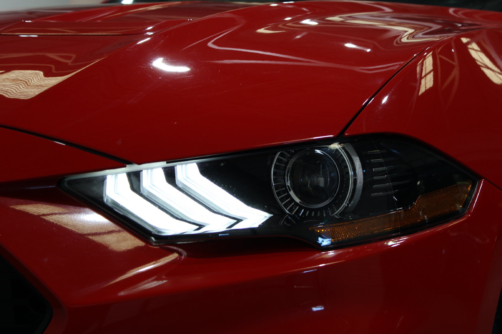 Used 2020 Ford Mustang Premium RWD image 18