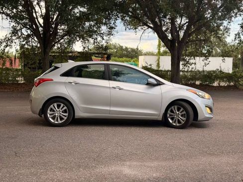 Used 2013 Hyundai Elantra GT FWD image 4