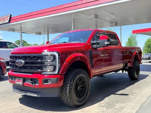 Used 2023 Ford F350 Lariat w/ Lariat Ultimate Package image 6