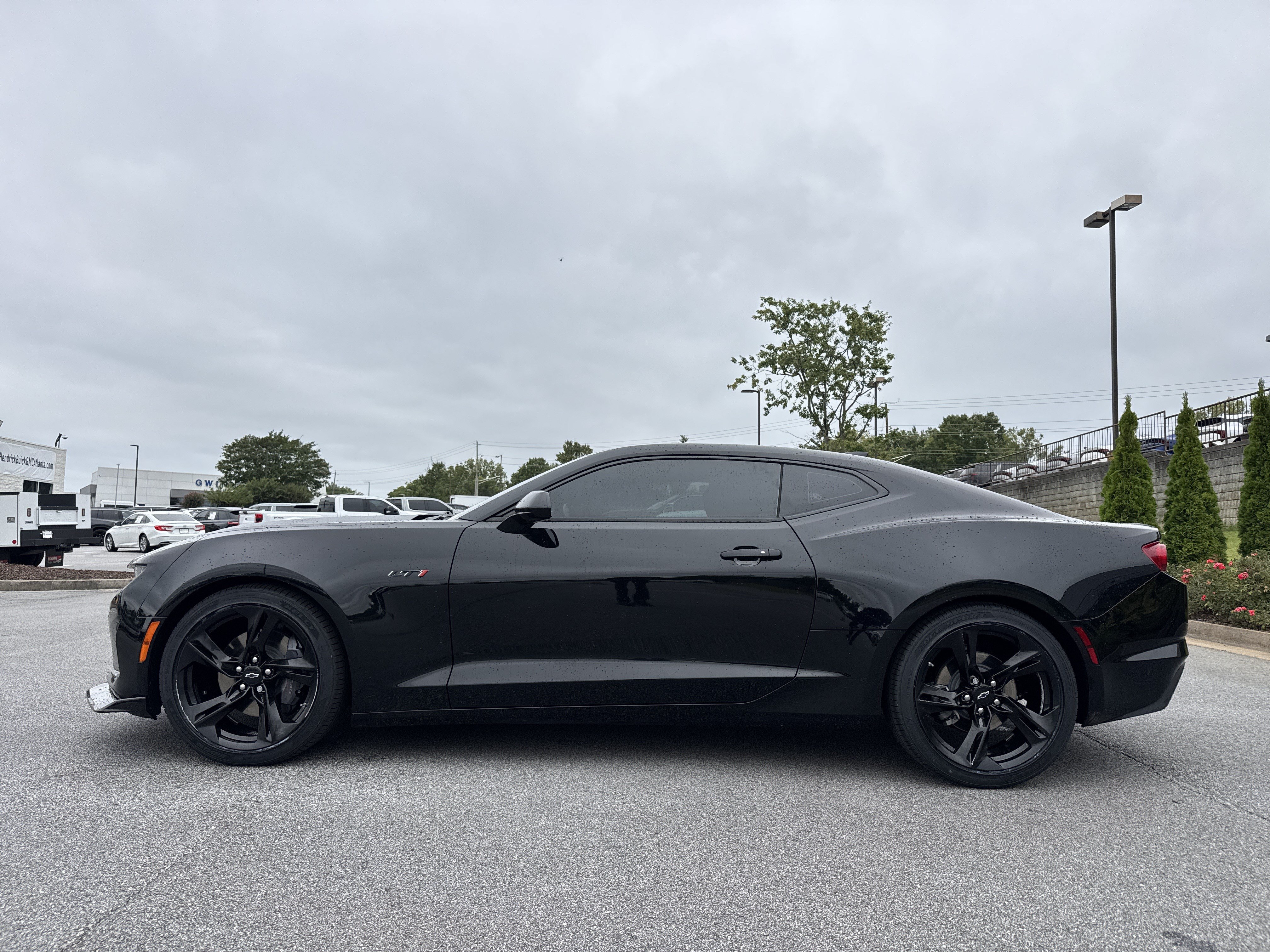 Used 2023 Chevrolet Camaro LT RWD image 7