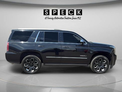 Used 2019 GMC Yukon Denali w/ Denali Ultimate Black Edition AWD/4WD image 6