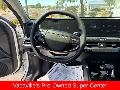 Used 2025 Kia K4 FWD image 13