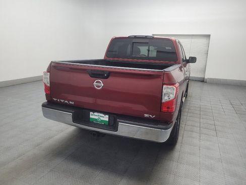 Used 2017 Nissan Titan SV RWD image 7