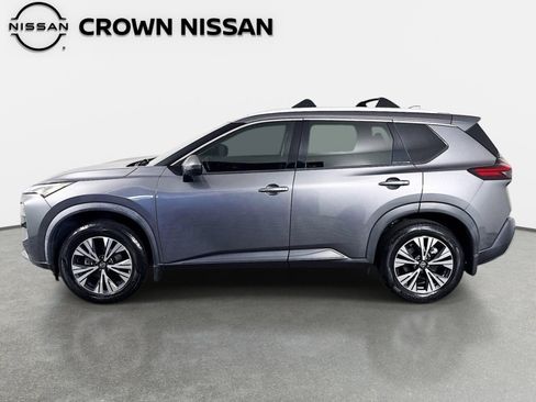 Certified 2021 Nissan Rogue SV w/ Premium Package FWD image 8