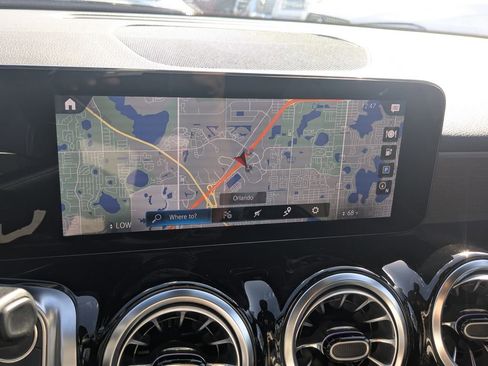 Certified 2023 Mercedes-Benz EQB 250+ w/ Exclusive Package image 9