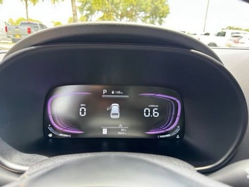 Used 2025 Kia Soul LX w/ LX Technology Package FWD image 28
