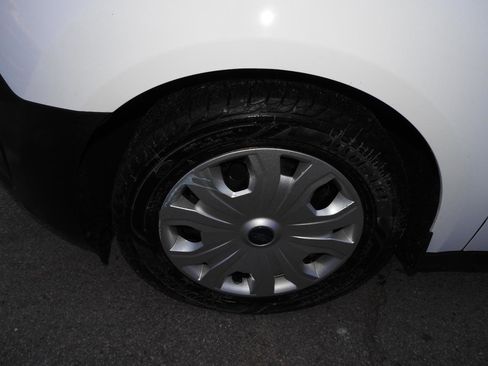 Used 2020 Ford Transit Connect XL image 15