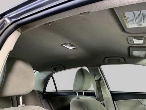 Used 2013 Toyota Corolla LE FWD image 27