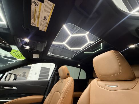 Used 2024 Cadillac XT4 Sport image 5