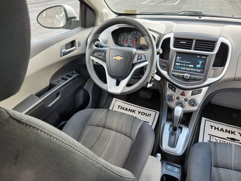 Used 2017 Chevrolet Sonic LT image 12