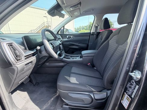 Used 2026 Kia Sorento LX FWD image 19