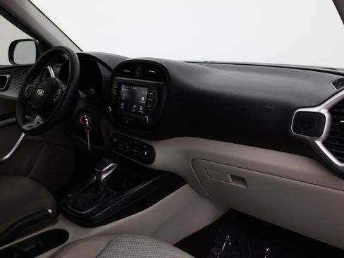 Used 2021 Kia Soul LX FWD image 36