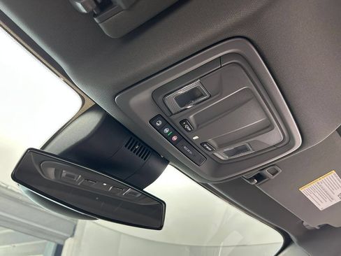 Used 2026 Chevrolet Silverado 1500 LT AWD/4WD image 36