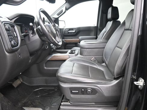 Used 2020 Chevrolet Silverado 1500 High Country w/ Technology Package image 17