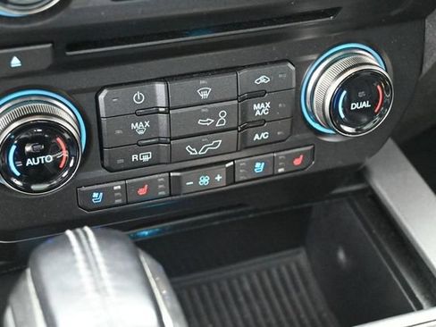 Used 2018 Ford F150 Raptor w/ Equipment Group 802A Luxury AWD/4WD image 30