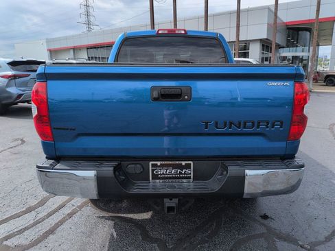 Used 2018 Toyota Tundra SR5 w/ TRD Off Road Package image 4