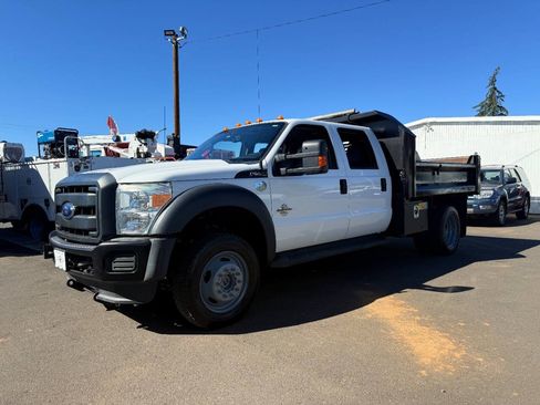 Used 2016 Ford F550 4x4 Crew Cab Super Duty w/ Power Equipment Group image 2