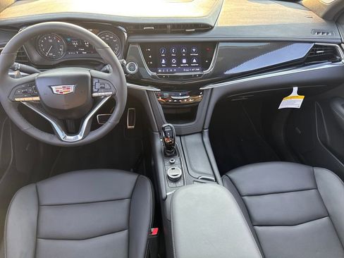New 2025 Cadillac XT6 Sport w/ LPO, Onyx Lite Package image 16