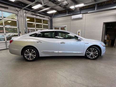 Used 2017 Buick LaCrosse Premium w/ Driver Confidence Package #2 FWD image 6
