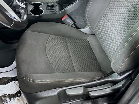 Used 2020 GMC Terrain SLE w/ LPO, Floor Liner Package AWD/4WD image 18