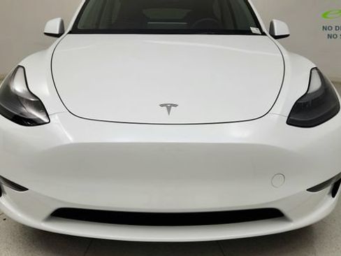 Used 2023 Tesla Model Y Performance AWD/4WD image 24