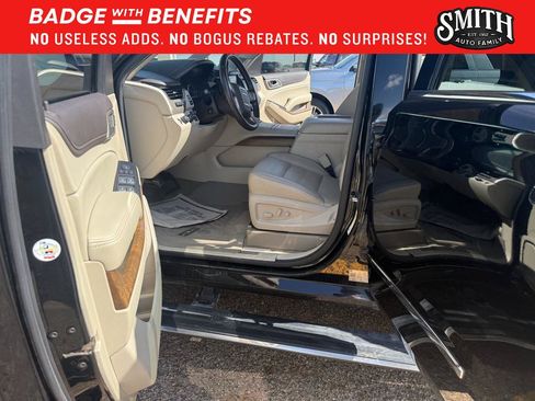 Used 2020 GMC Yukon Denali w/ Open Road Package AWD/4WD image 12