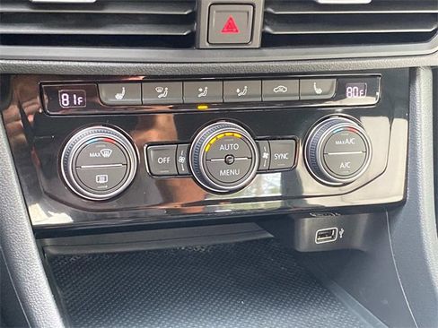 Used 2019 Volkswagen Jetta R-Line image 26