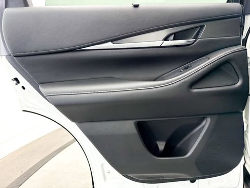 Used 2023 INFINITI QX60 Luxe w/ Cargo Package FWD image 34