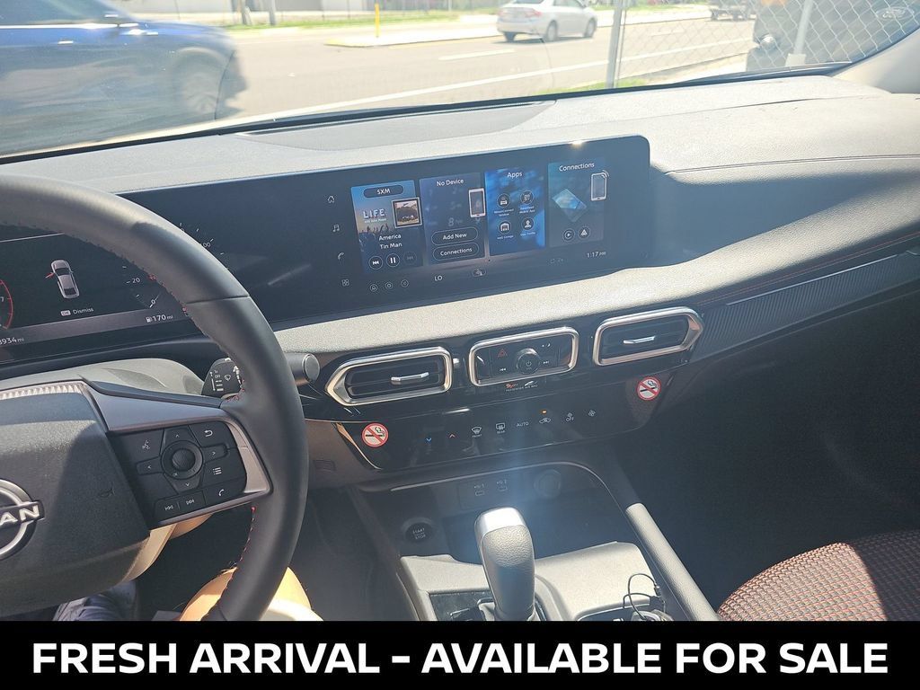 Used 2026 Nissan Sentra SR w/ Floor Mat Package FWD image 11