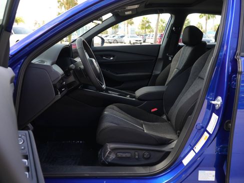 Used 2025 Honda Accord Sport image 7
