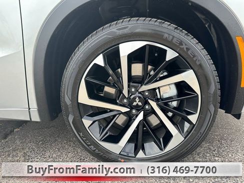 Used 2023 Mitsubishi Outlander SEL image 52