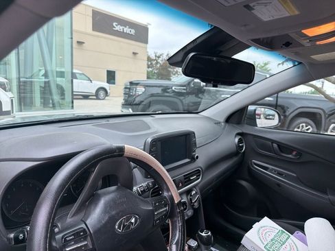 Used 2019 Hyundai Kona SEL w/ SEL Tech Package 02 FWD image 5