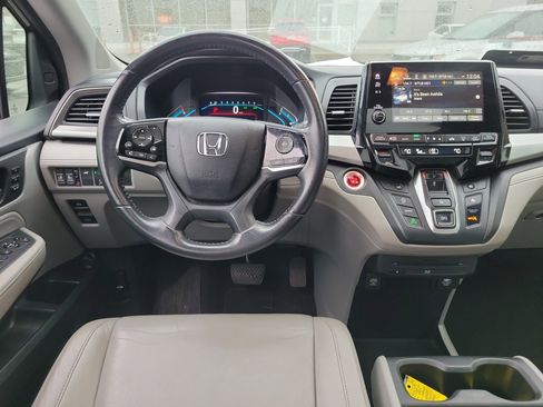 Used 2018 Honda Odyssey Touring image 10