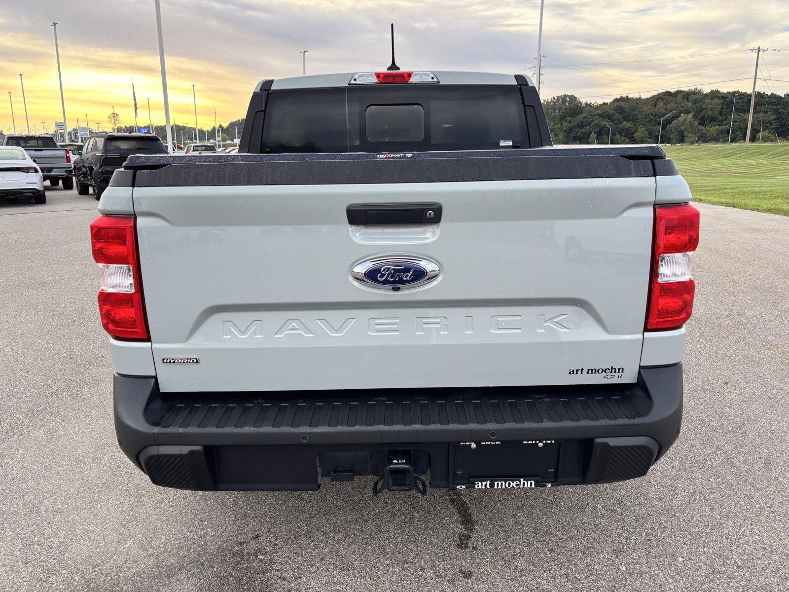 Used 2024 Ford Maverick Lariat FWD image 6