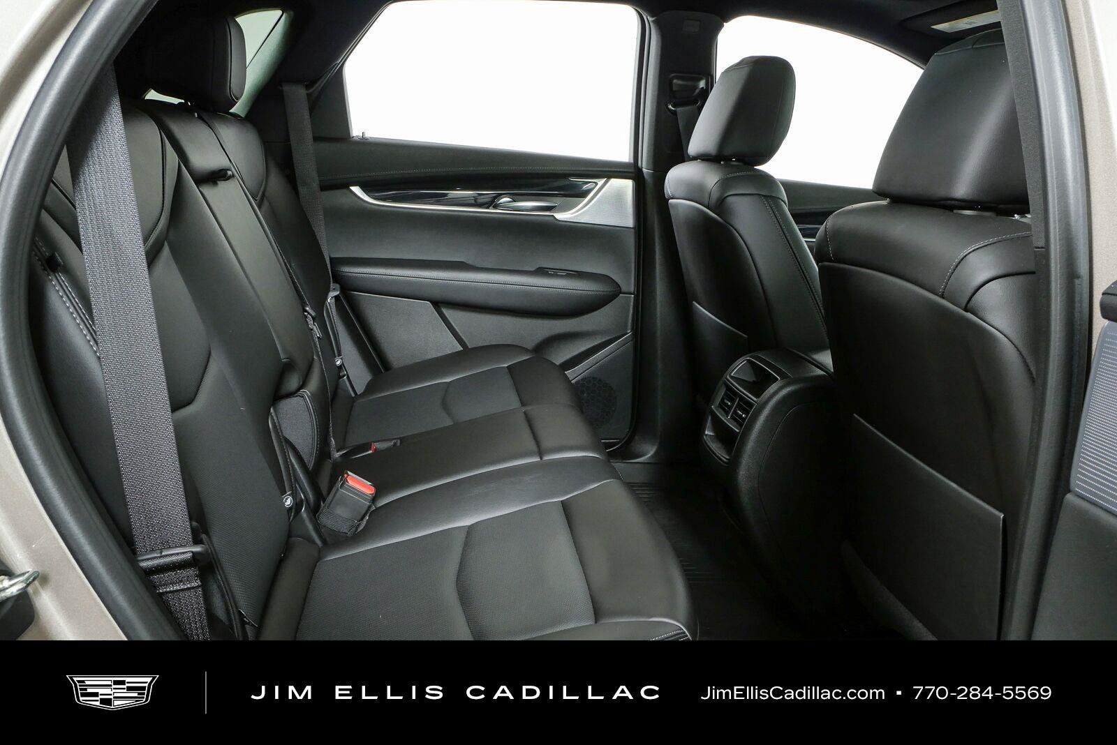 Used 2023 Cadillac XT5 Premium Luxury w/ Technology Package FWD image 23