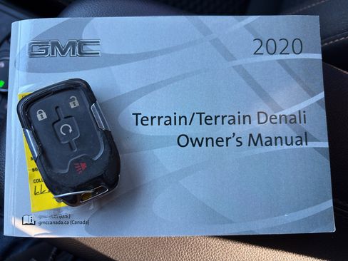 Used 2020 GMC Terrain SLE w/ Driver Convenience Package image 25