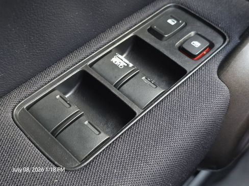 Used 2011 Honda CR-V LX image 26