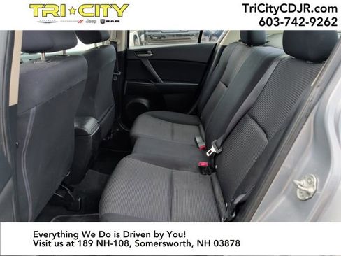 Used 2012 MAZDA MAZDA3 i Sport image 26