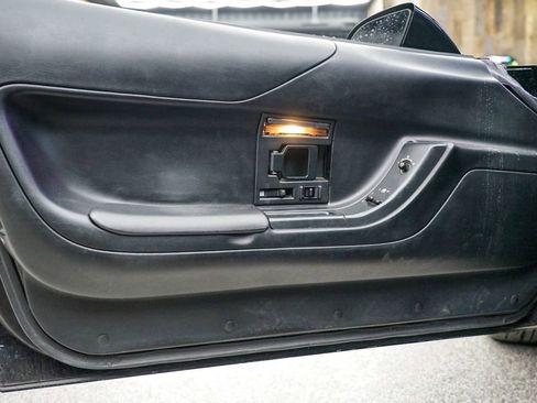 Used 1994 Chevrolet Corvette Coupe image 16