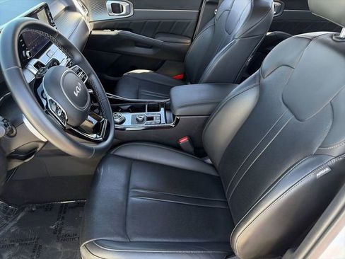 Used 2022 Kia Sorento SX w/ Panoramic Sunroof Package image 21