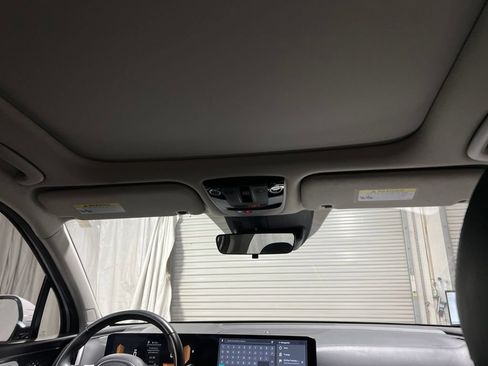 Used 2024 Kia Sorento S w/ Panoramic Sunroof Package FWD image 15