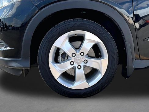Used 2016 Honda HR-V LX image 7