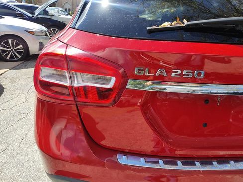 Used 2017 Mercedes-Benz GLA 250 w/ Premium Package image 18