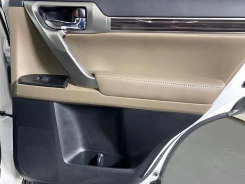 Certified 2023 Lexus GX 460 Premium w/ Premium Package image 31